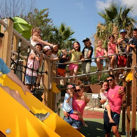 Kamp alanı Camping Sunissim La Vallee Du Paradis 4 Stars Saint-Raphaël
